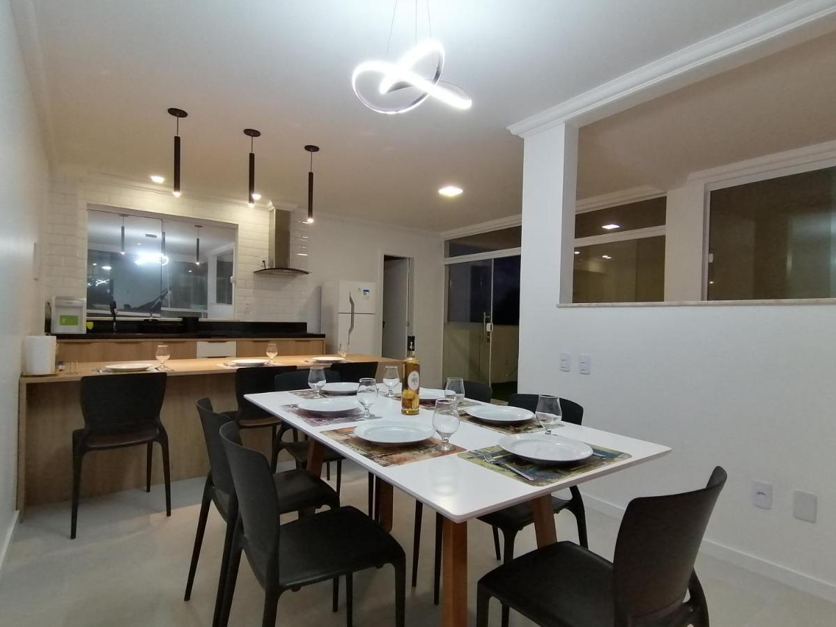 Triplex Pe Na Areia Com 3 Suites Proximo Salvador Lauro de Freitas Luaran gambar