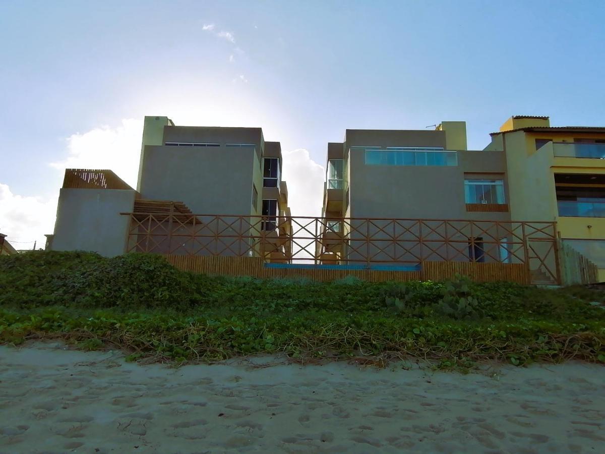 Triplex Pe Na Areia Com 3 Suites Proximo Salvador Lauro de Freitas Luaran gambar